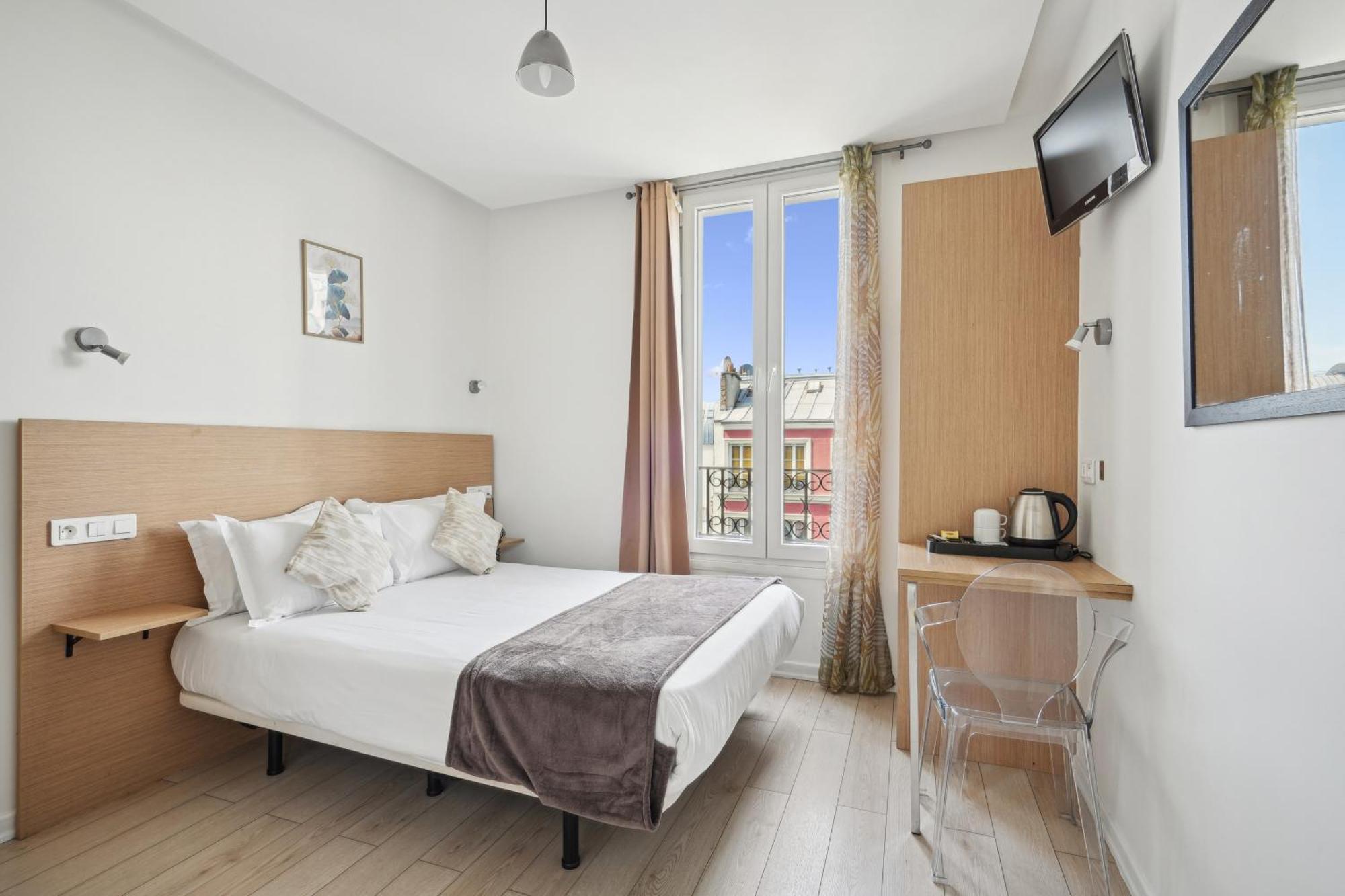 Le National Paris Hotel 3*