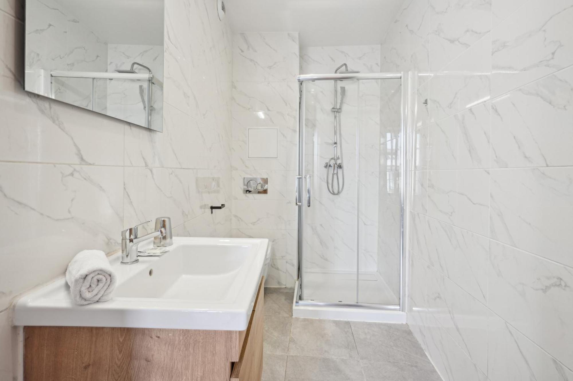 Le National Paris Hotel 3*